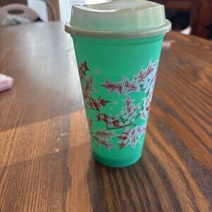 STARBUCKS 2024 CHRISTMAS REUSABLE GREEN CUP 16 Oz ~ NEW!!